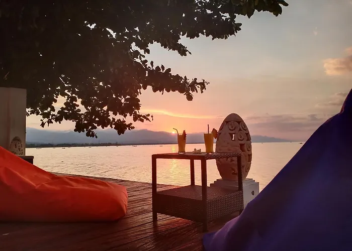 Elsa Seaview Resort Temukus